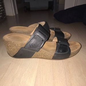 Clark’s wedges